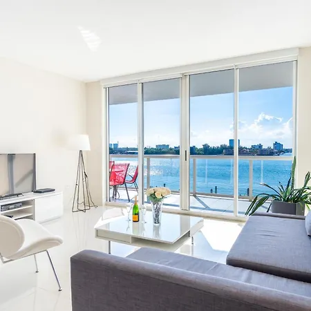 Golden Bay 46 Apartment Miami Beach Exterior photo