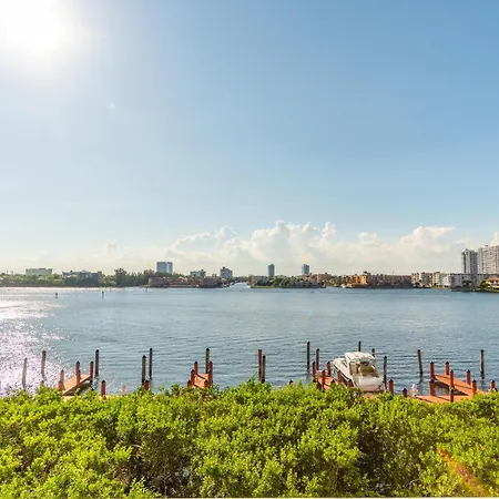 Golden Bay 46 Apartment Miami Beach Exterior photo